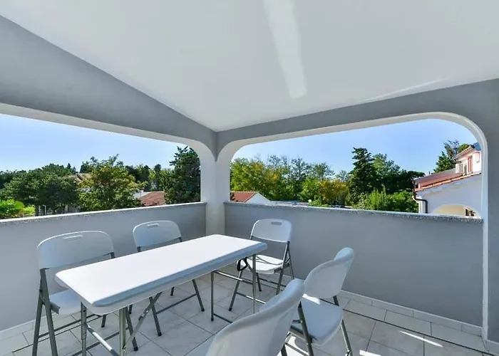 公寓 With Parking Space Sabunike, Zadar - 19430 普利拉卡